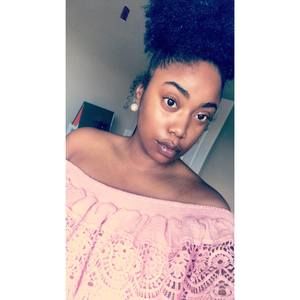 Meet your Posher, Rae